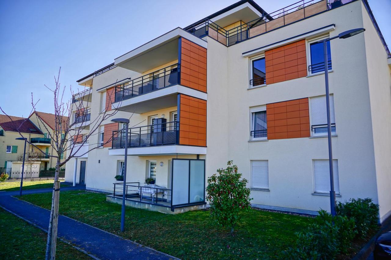 Spacieux - 4 Pers' - Balcon - 2 Lits - Parking Woippy Buitenkant foto